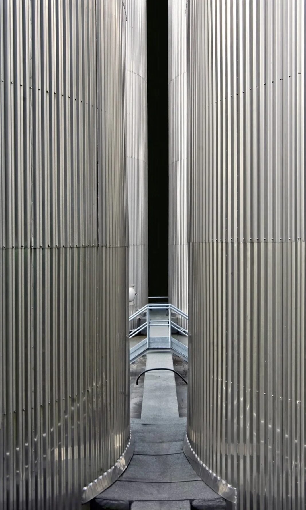 _U.S. Steel Sale to Nippon Steel Inches Forward Despite Scrutiny U.S. Steel, Nippon Steel, Merger, Committee on Foreign Investment in the United States (CFIUS), Japanese ownership