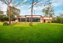 Momentz: Goa’s Adaptive and Elegant Wedding Venue Momentz, Bicholim, North Goa, adaptable design, wedding venue, Sumedh Naik, Elements Design Studio, tensile fabric roofing, structural steel frame, multi-level venue, functionality, elegance, steel structure, prefabricated frames, topography, sustainability, recyclable materials, architectural innovation, aesthetic steel frame.