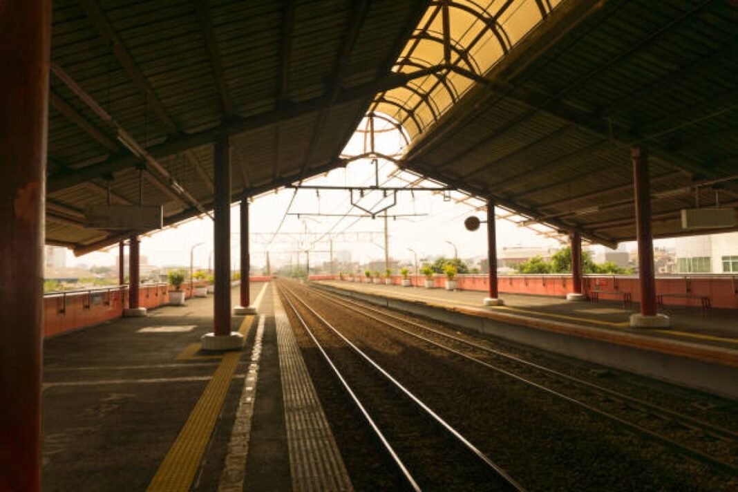Indian Railways to Build Factory-made Stations Indian Railways, factory-built stations, modular construction, infrastructure modernization, Chandigarh station, Ajmer, Sambalpur, Satna, Jabalpur, station redevelopment, contemporary amenities, improved services, construction efficiency, public infrastructure, Ashwini Vaishnaw, train operations, construction time reduction, railway network, government initiative, transportation efficiency