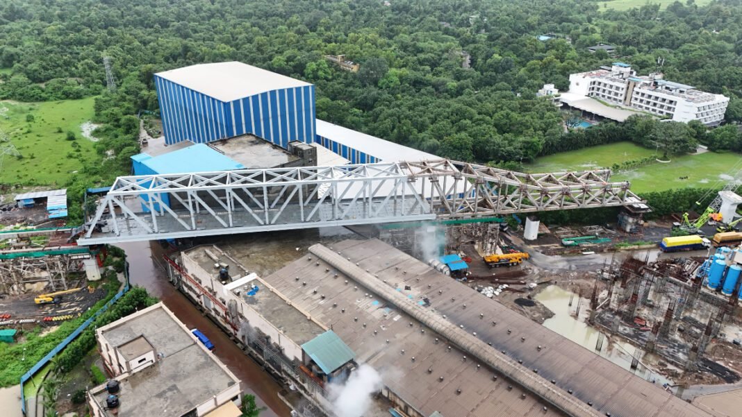 default Silvassa, 100-metre steel bridge, 'Make in India', Mumbai-Ahmedabad Bullet Train, infrastructure development, High-Speed Rail Corridor, NHSRCL, Trichy fabrication, Bullet Train project, Dadra & Nagar Haveli.