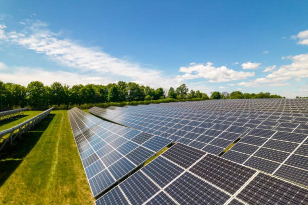 PGCIL Invites Bids for 20.68 MW Rooftop Solar Projects in 9 States PGCIL, rooftop solar, solar energy, 20.68 MW, renewable energy, India, clean energy, solar panels, energy infrastructure, solar market, renewable energy targets, 500 GW by 2030, green energy, Power Grid Corporation of India, sustainable power, solar industry.