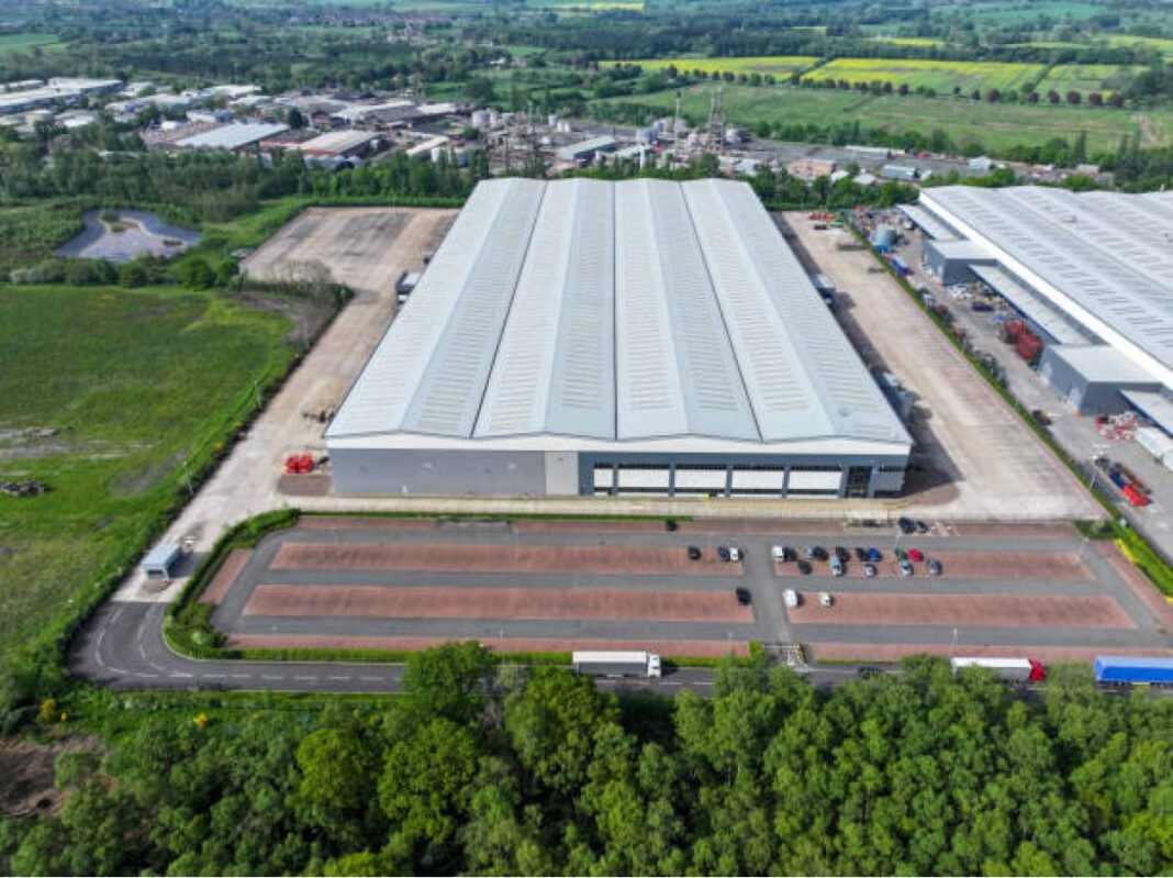 Adani to Build Logistics Park in Kerala with Flipkart Facility Adani Group, logistics park, Ernakulam, Flipkart, Kalamassery, Vizhinjam port, Kerala investments, job creation, infrastructure, public-private partnership.