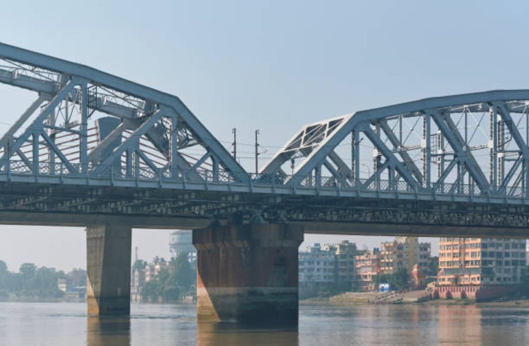 Chenab Bridge to Be World's Highest Railway Bridge Chenab Bridge, USBRL project, Jammu and Kashmir connectivity, world's highest railway bridge, Indian Railways, infrastructure development, engineering marvel, railway link, economic growth