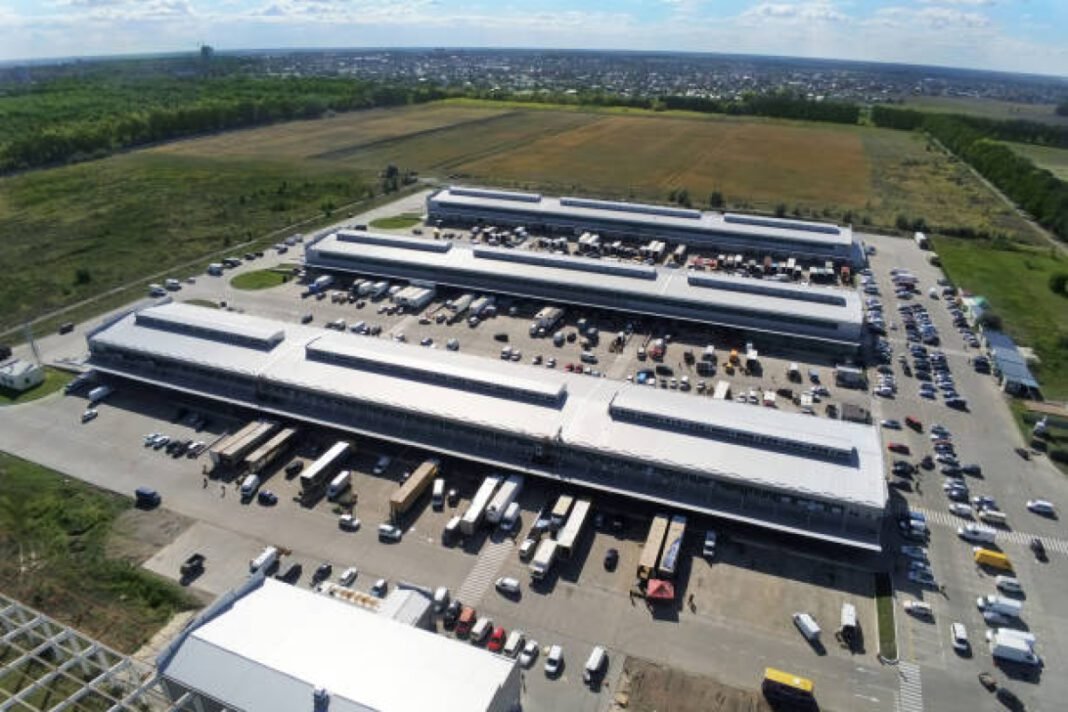 Epsilon to Invest Rs 15,350 Cr in Karnataka for EV Battery Hub Epsilon Group, Karnataka investment, EV battery technology, Graphite Anode, LFP Cathode, battery manufacturing, R&D center, electric vehicles, energy innovation, India battery hub